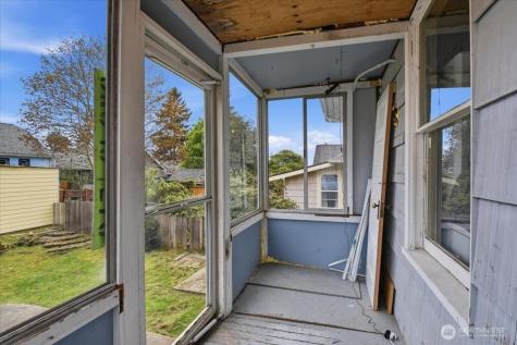 308 NE 50th Street Seattle WA 98105