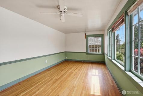 308 NE 50th Street Seattle WA 98105