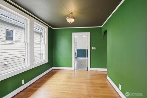 308 NE 50th Street Seattle WA 98105