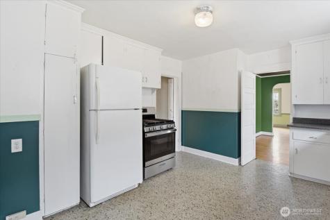 308 NE 50th Street Seattle WA 98105