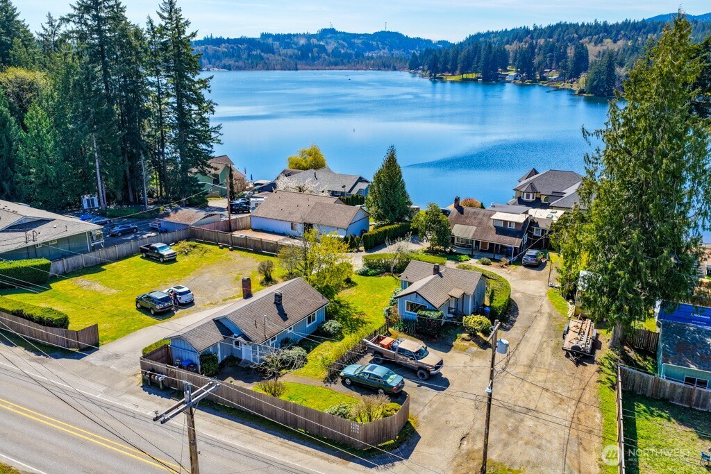 1275 Northlake Way NW Bremerton WA 98312