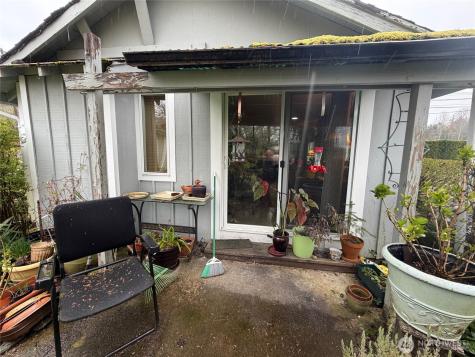 1275 Northlake Way NW Bremerton WA 98312