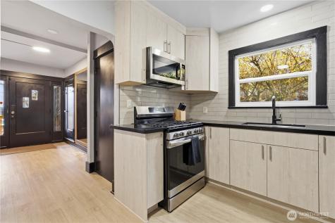 5506 5th Avenue NW Seattle WA 98017