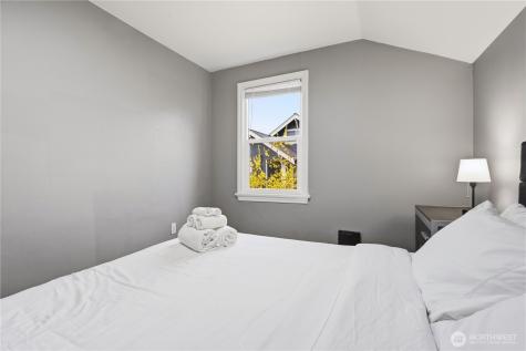 5506 5th Avenue NW Seattle WA 98017