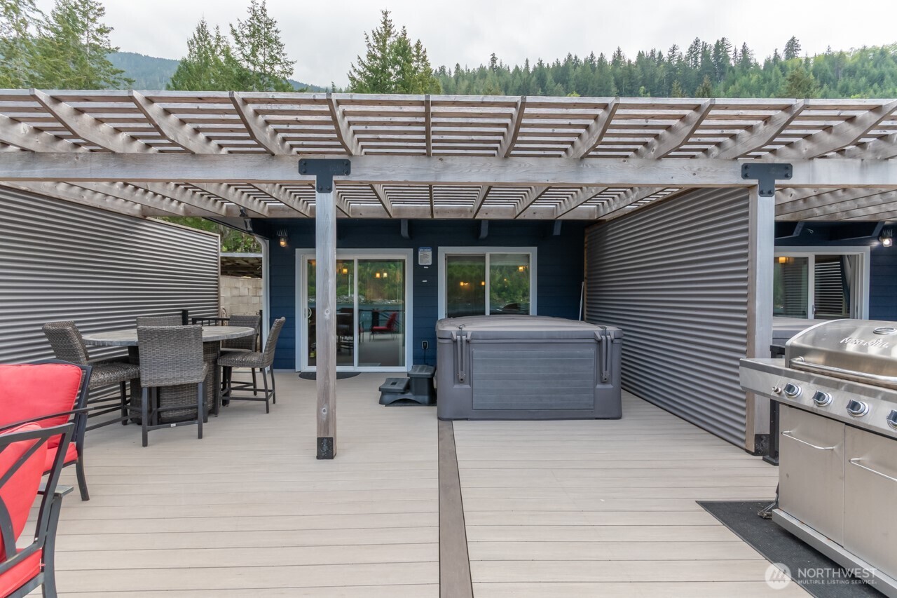 90 Mallard Cove Road Port Angeles WA 98363