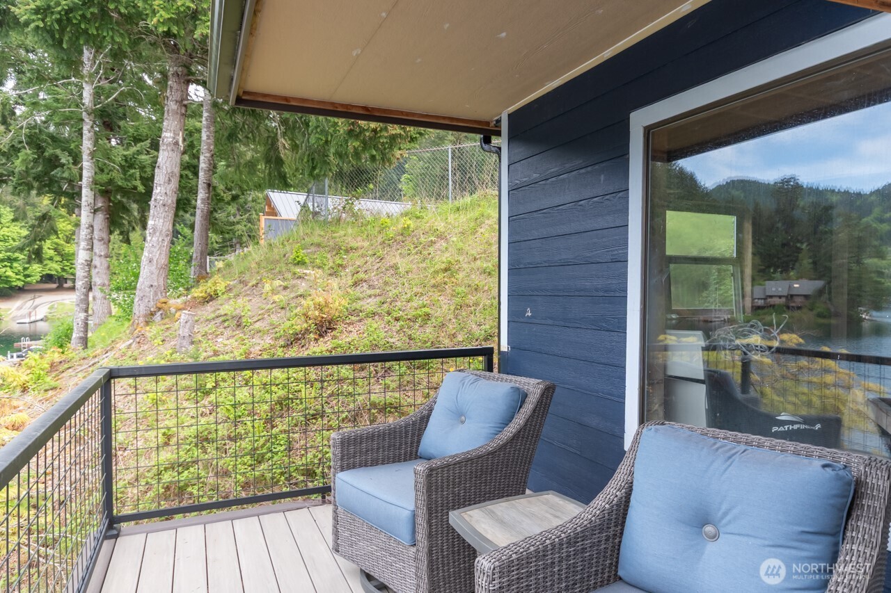 90 Mallard Cove Road Port Angeles WA 98363