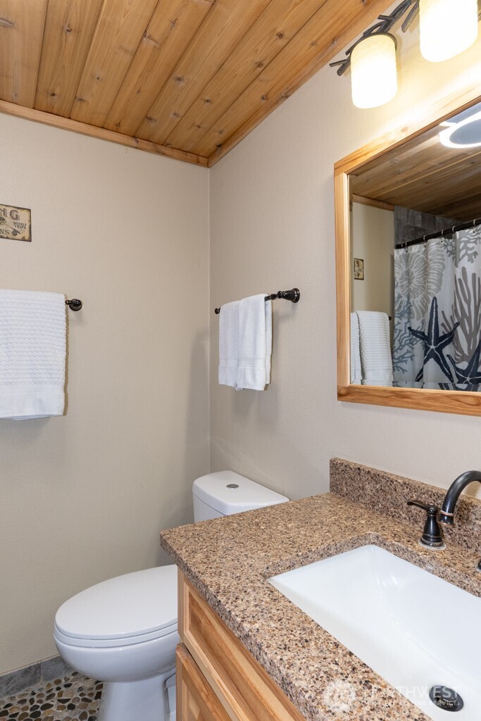 90 Mallard Cove Road Port Angeles WA 98363