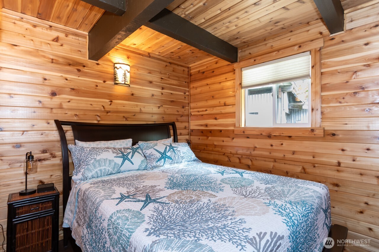90 Mallard Cove Road Port Angeles WA 98363