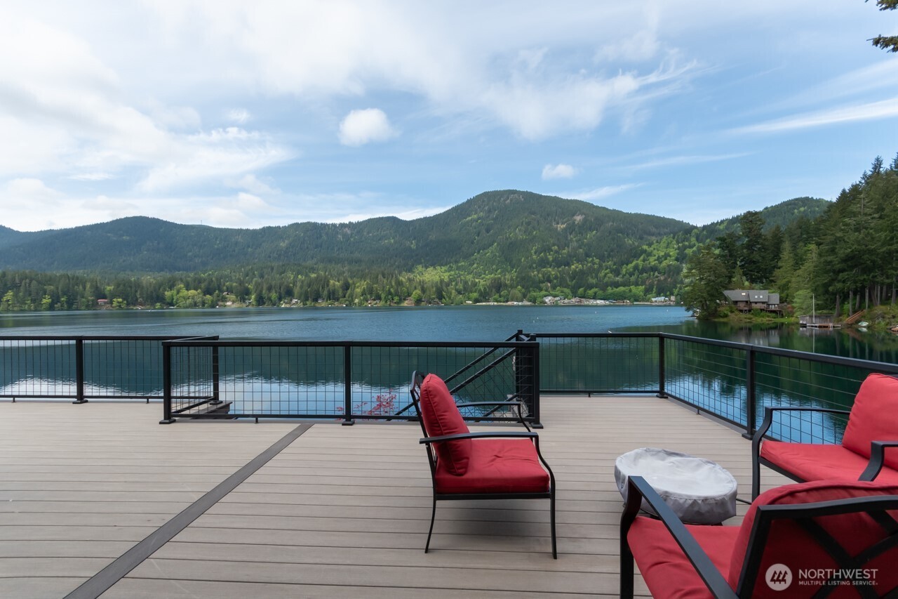 90 Mallard Cove Road Port Angeles WA 98363