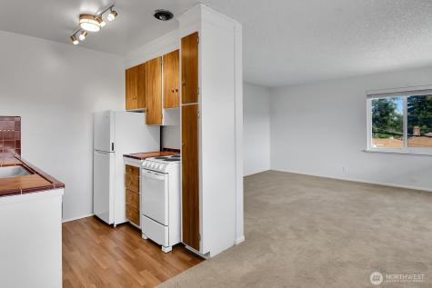 4130 36th Avenue SW Seattle WA 98126