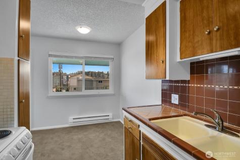 4130 36th Avenue SW Seattle WA 98126