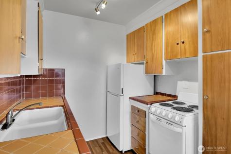 4130 36th Avenue SW Seattle WA 98126