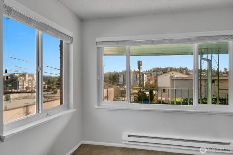 4130 36th Avenue SW Seattle WA 98126