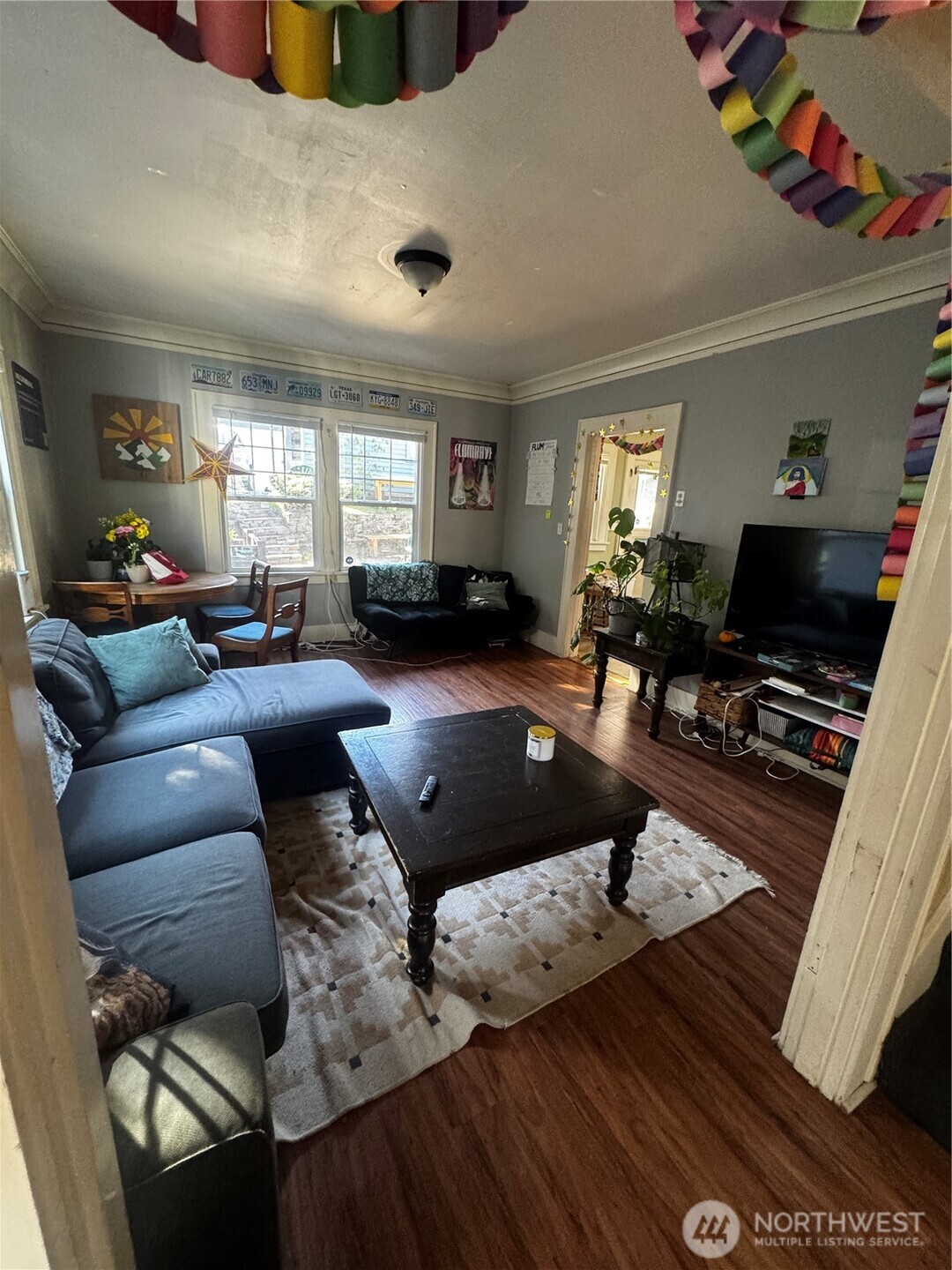 5235 19th Avenue NE Seattle WA 98105