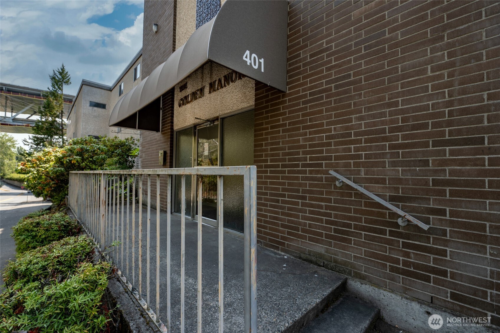 401 NE 40th Street Seattle WA 98105