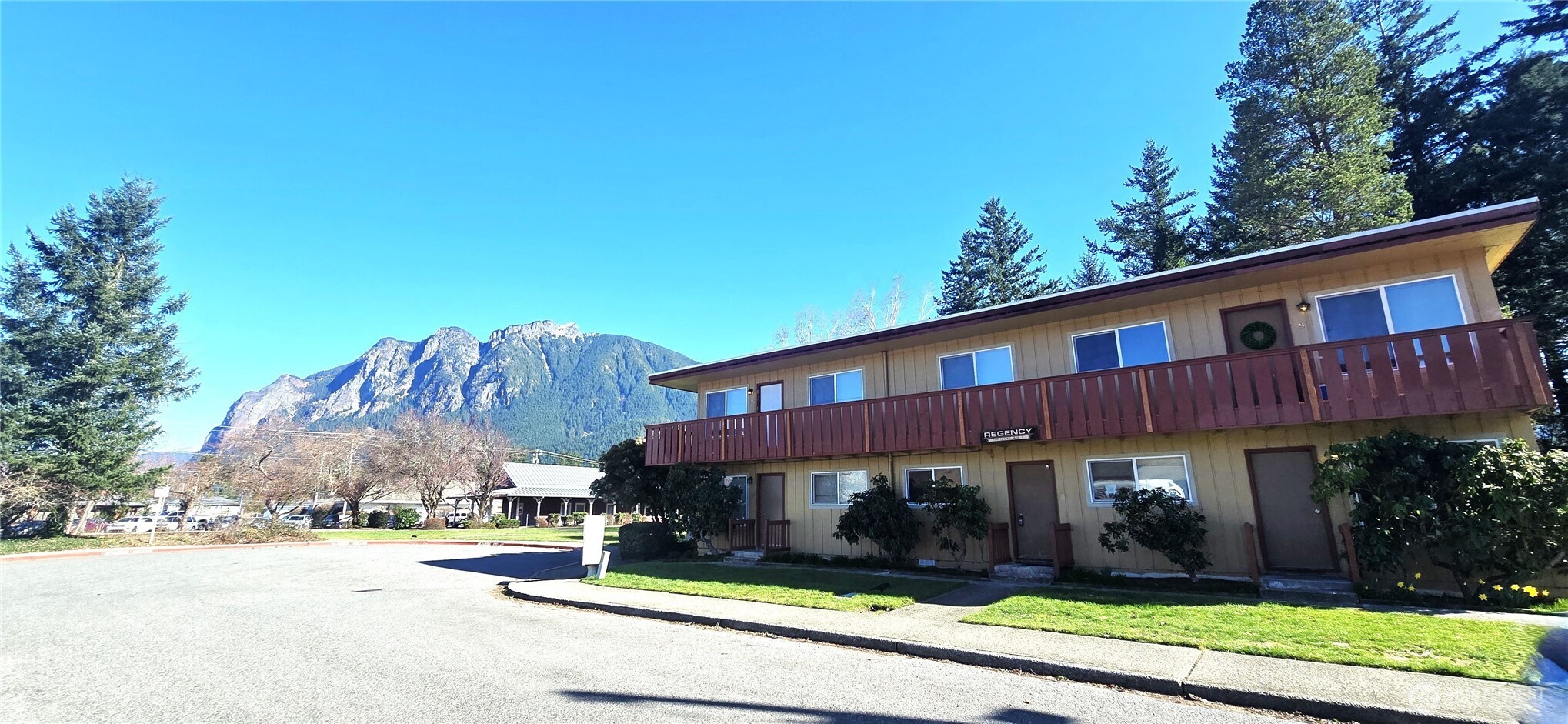 226 Cedar Avenue S North Bend WA 98045
