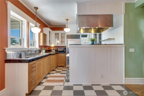 1021 N 5th Street Tacoma WA 98403