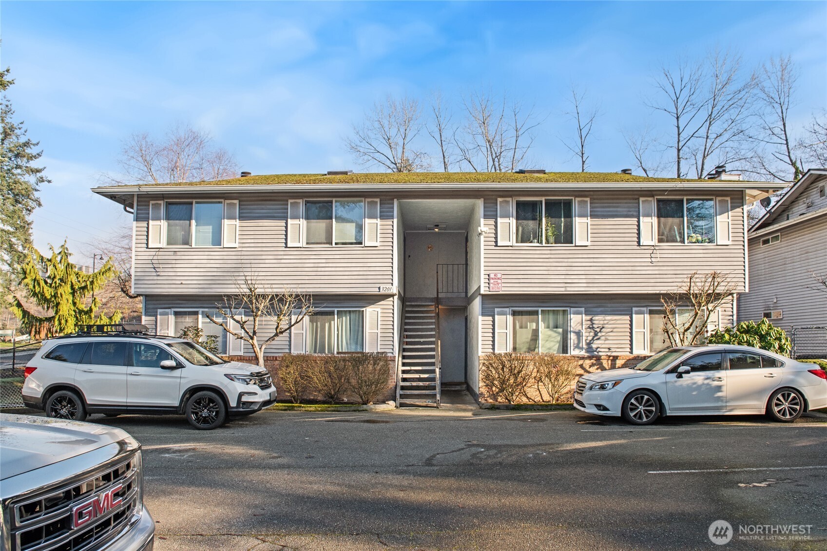 3201 S 208th Street Seatac WA 98198