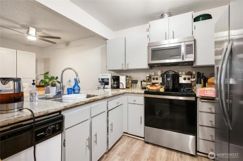 3201 S 208th Street Seatac WA 98198