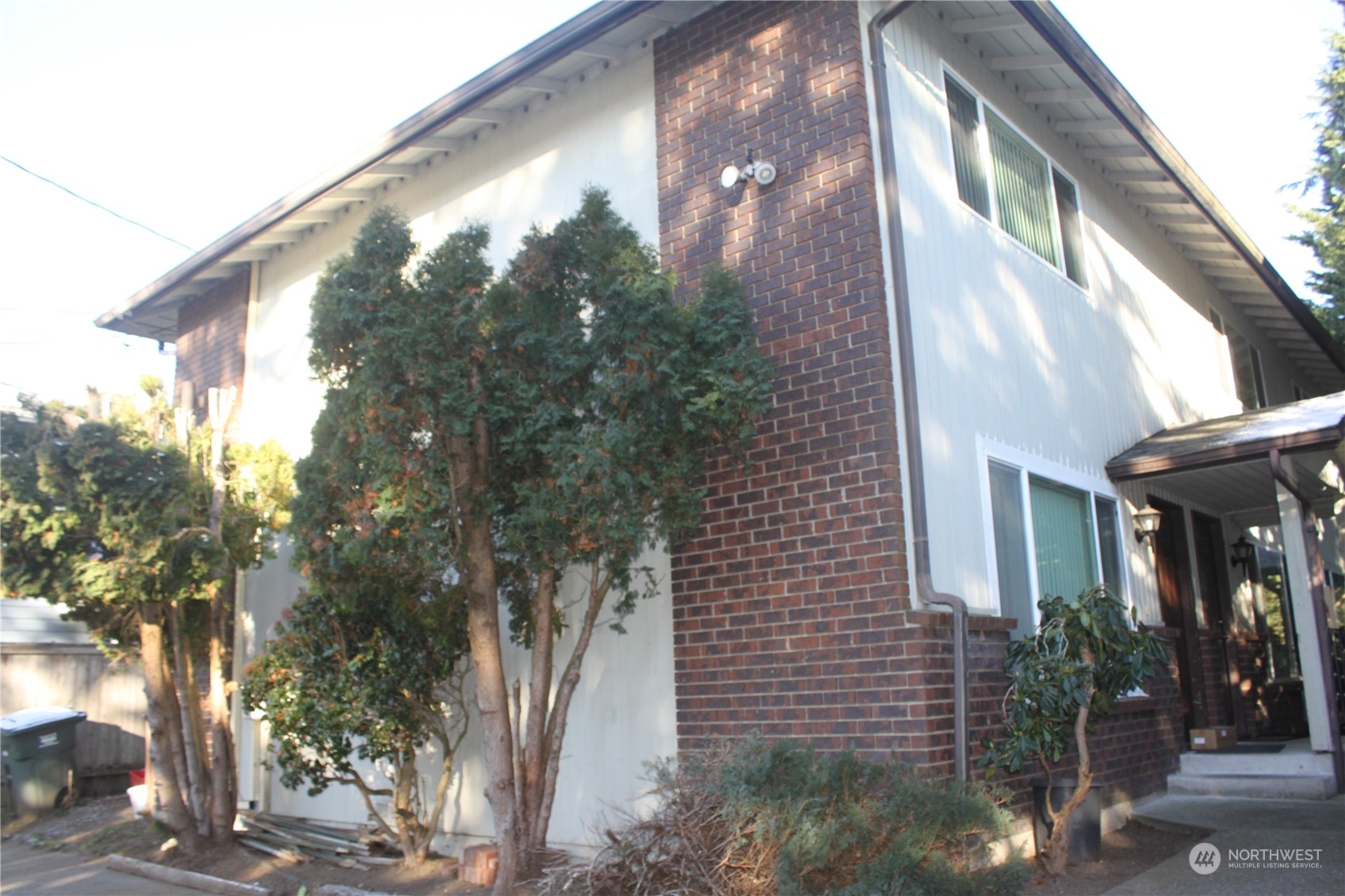 1729 Madison Street Everett WA 98203