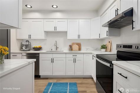 9 76th Street SE Everett WA 98203