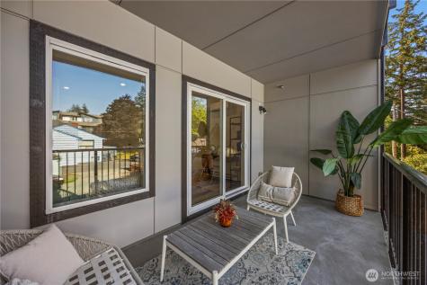 2152 N 185th Street Shoreline WA 98133