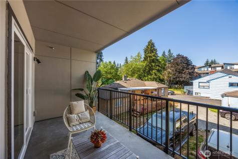 2152 N 185th Street Shoreline WA 98133