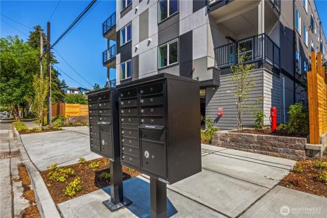 2152 N 185th Street Shoreline WA 98133
