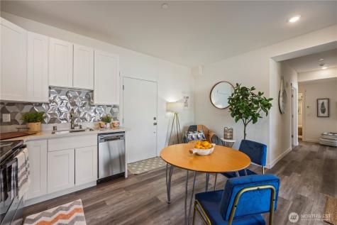 2152 N 185th Street Shoreline WA 98133