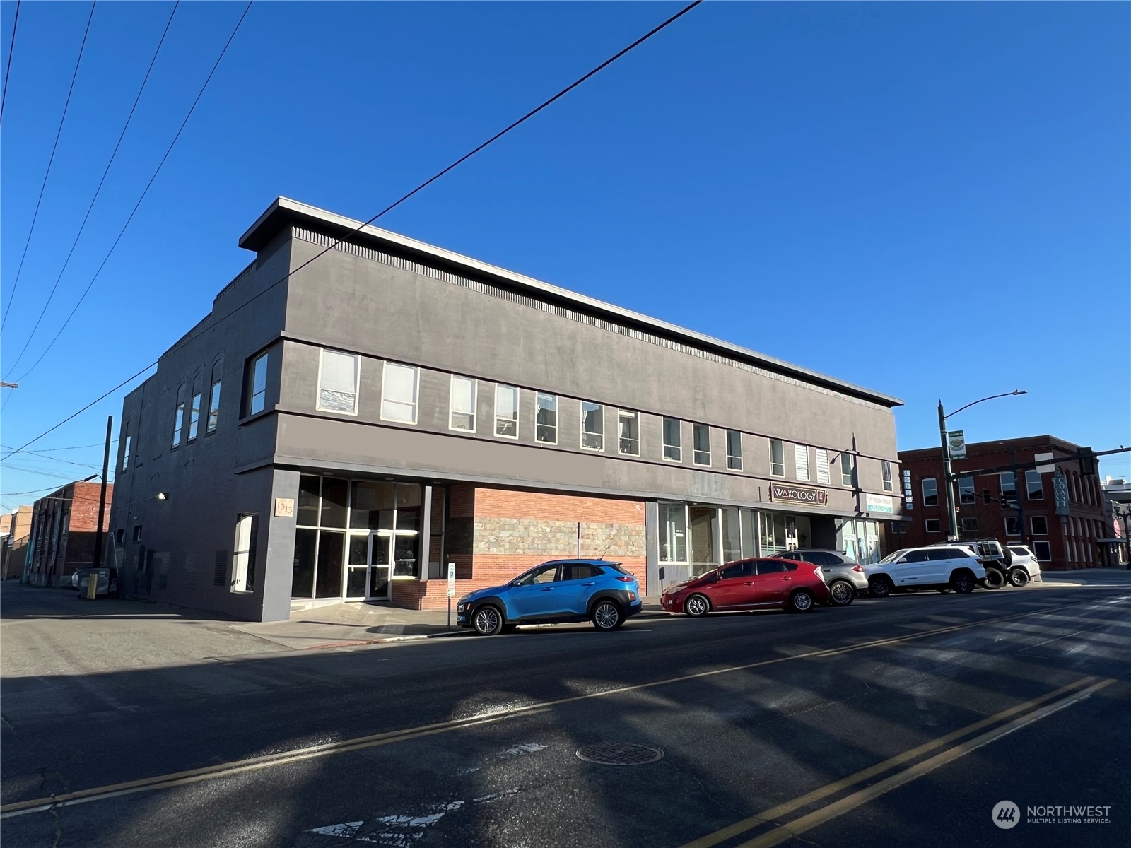 1313 Hewitt Avenue Everett WA 98201