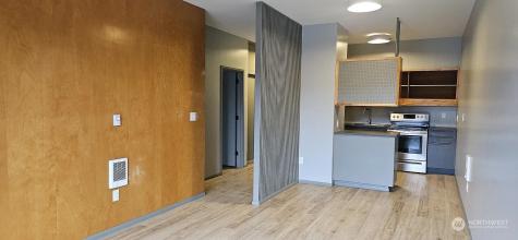 1313 Hewitt Avenue Everett WA 98201