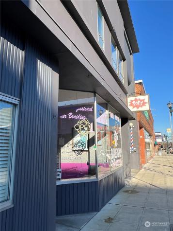 1313 Hewitt Avenue Everett WA 98201