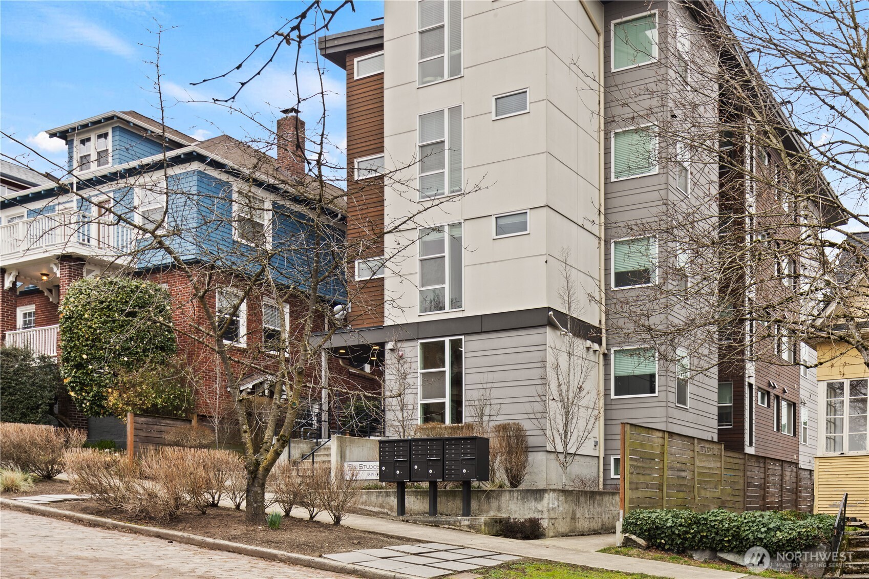 1814 E John Street Seattle WA 98112