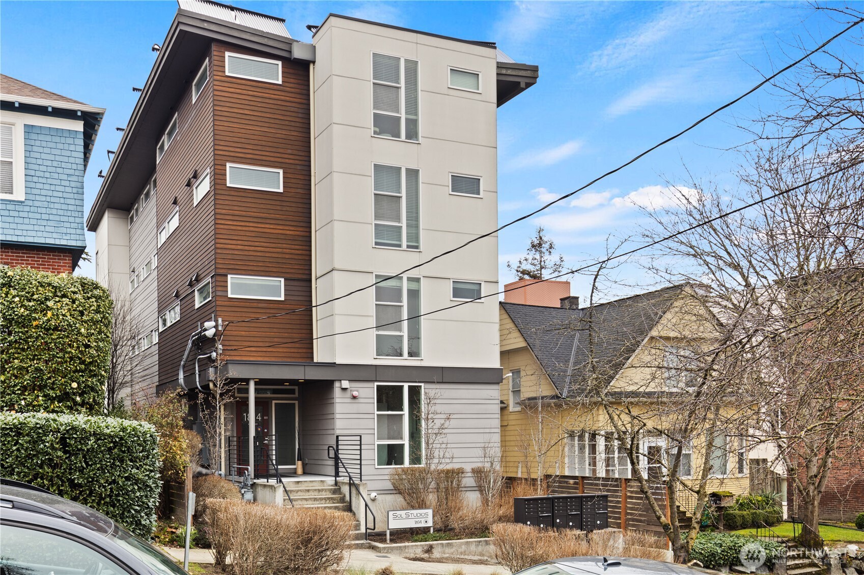 1814 E John Street Seattle WA 98112