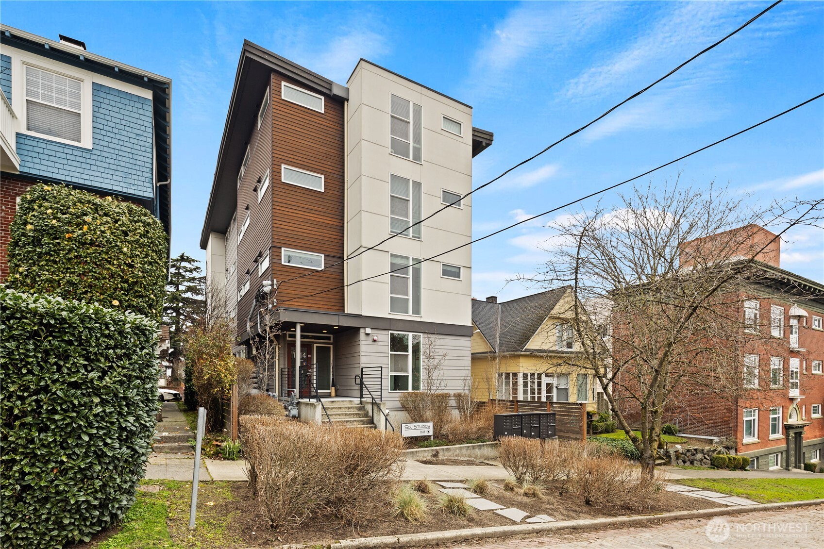 1814 E John Street Seattle WA 98112