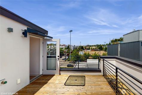 1300 E Remington Court Seattle WA 98122