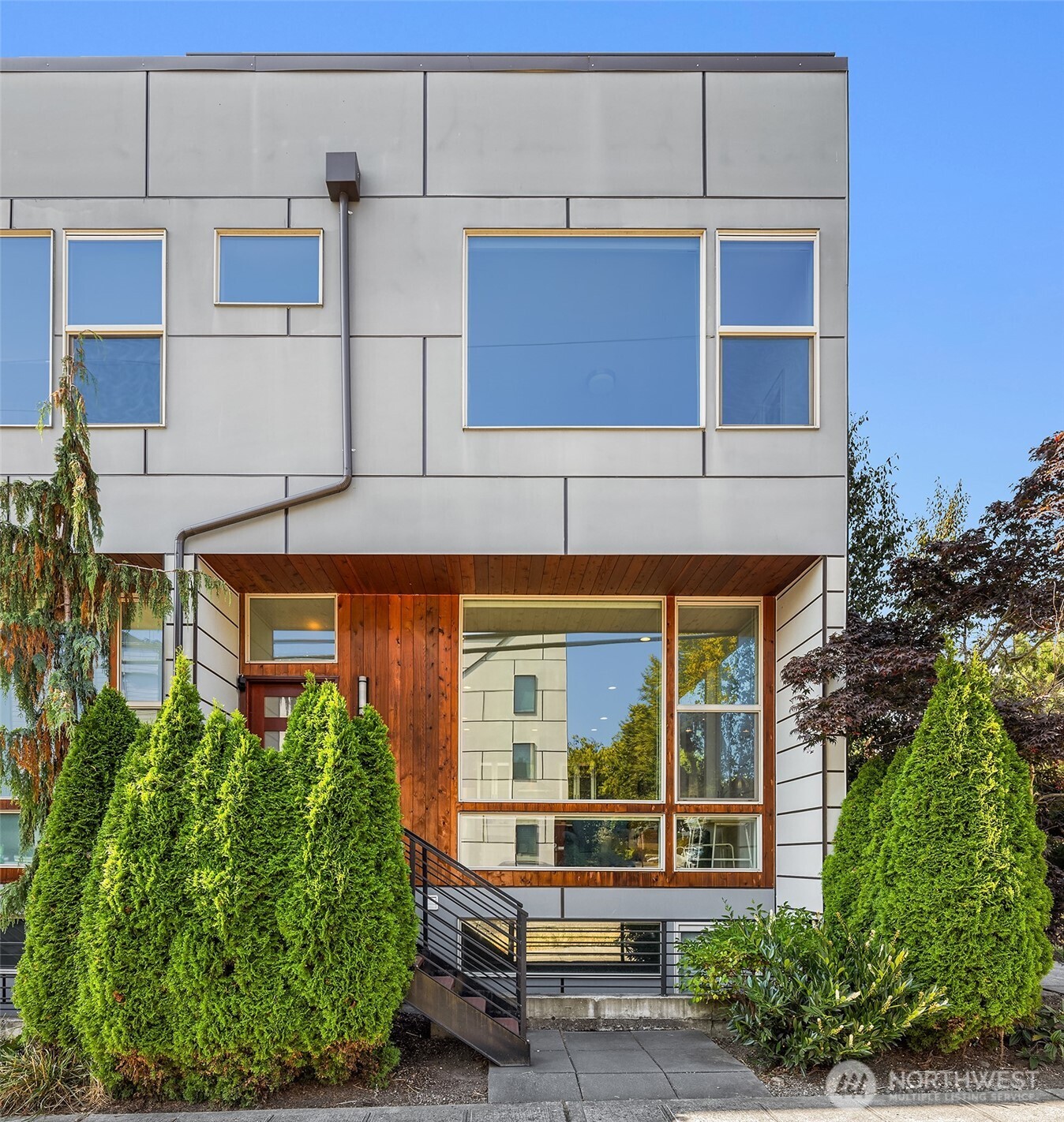 6221 20th Avenue NW Seattle WA 98107