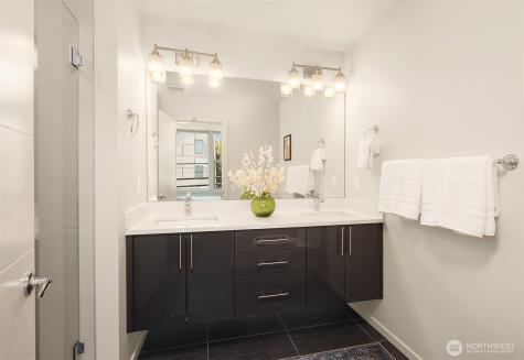 6221 20th Avenue NW Seattle WA 98107