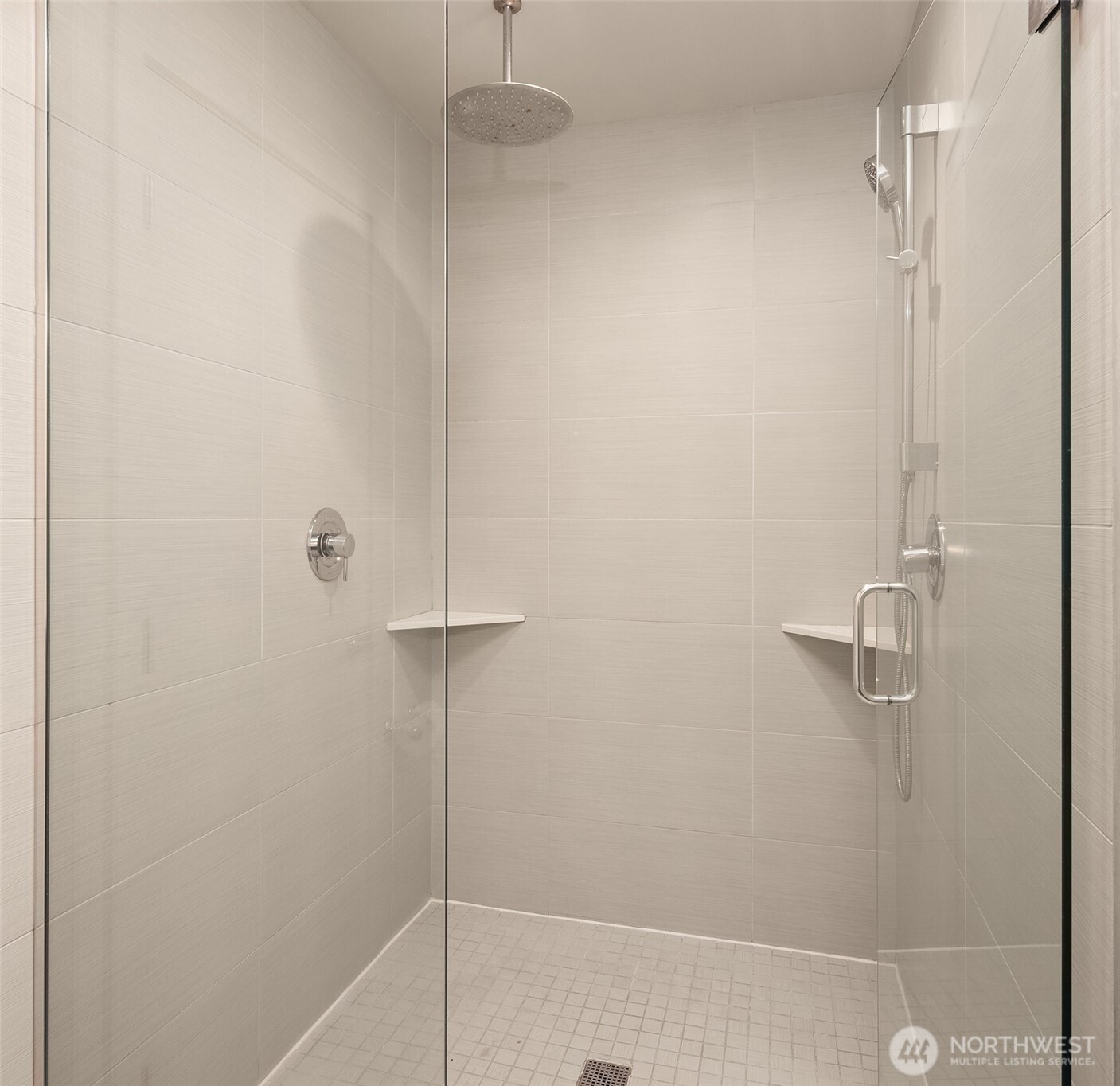 6221 20th Avenue NW Seattle WA 98107