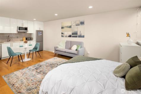 6221 20th Avenue NW Seattle WA 98107