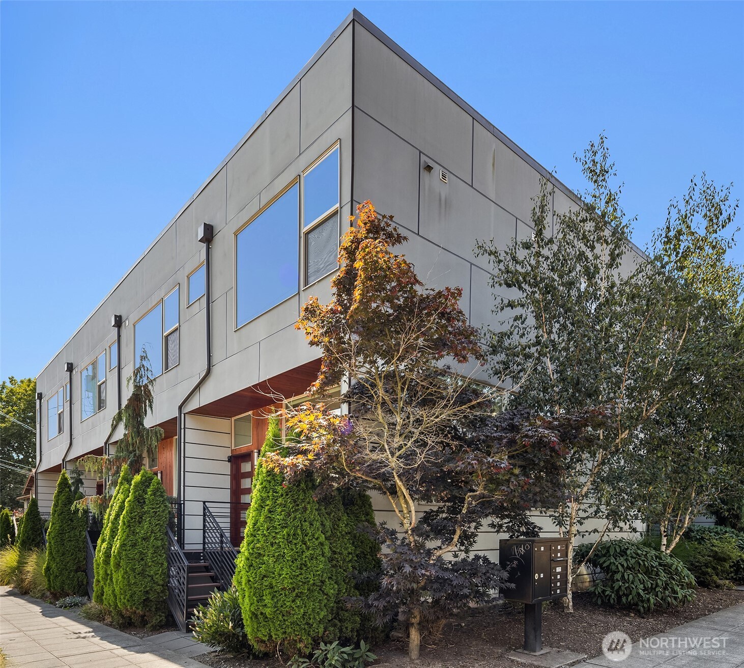 6221 20th Avenue NW Seattle WA 98107