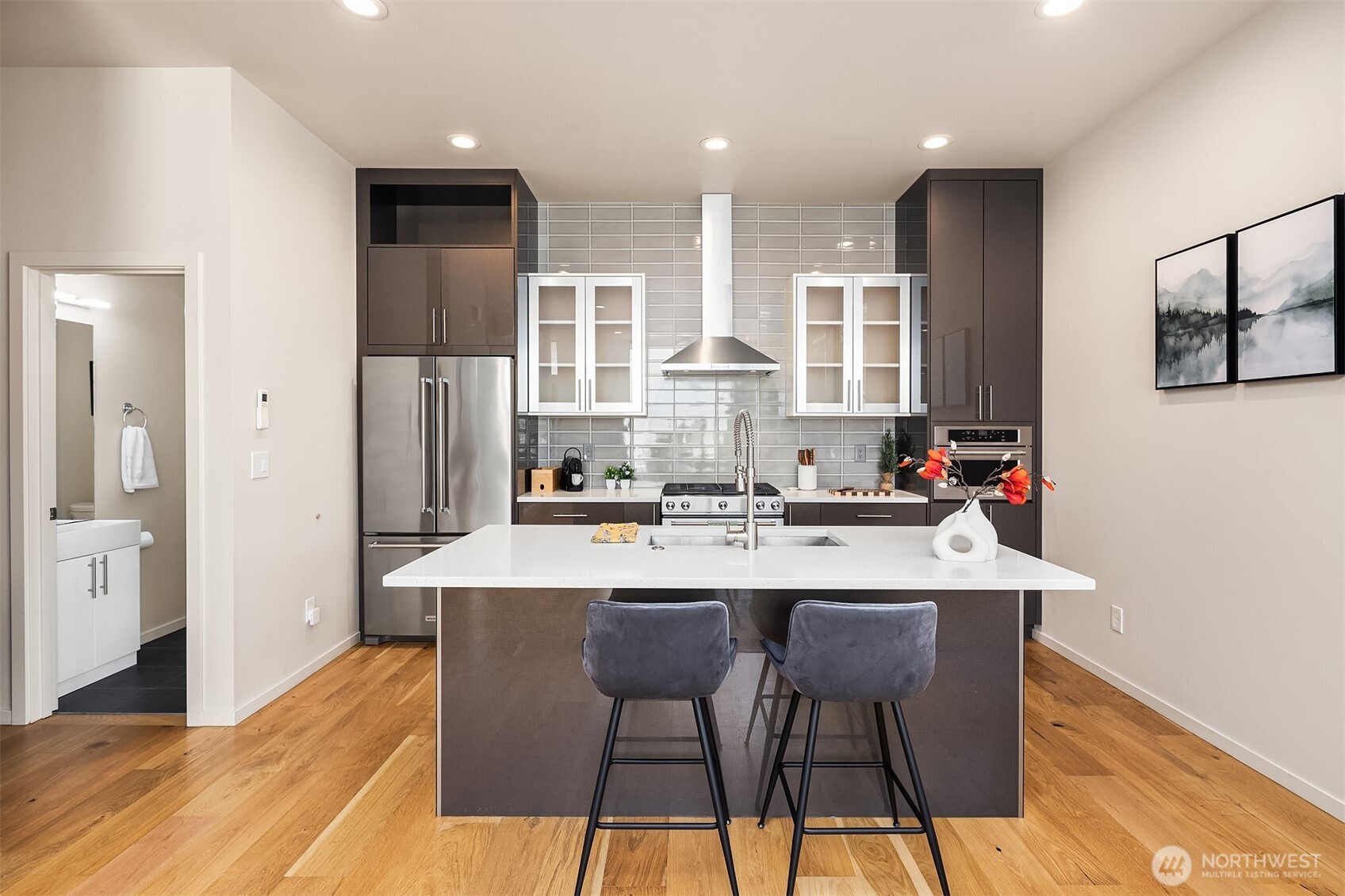 6221 20th Avenue NW Seattle WA 98107