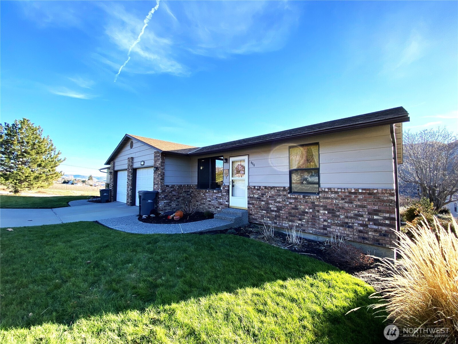 986 Highline Drive East Wenatchee WA 98802
