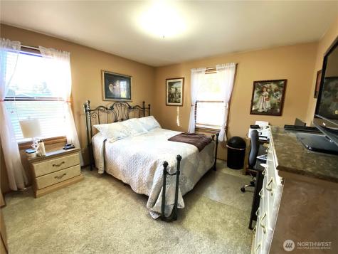 986 Highline Drive East Wenatchee WA 98802