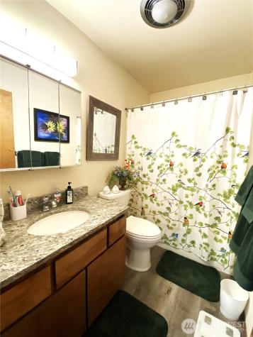 986 Highline Drive East Wenatchee WA 98802