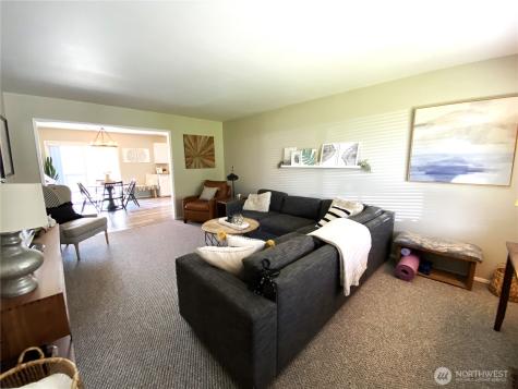 986 Highline Drive East Wenatchee WA 98802