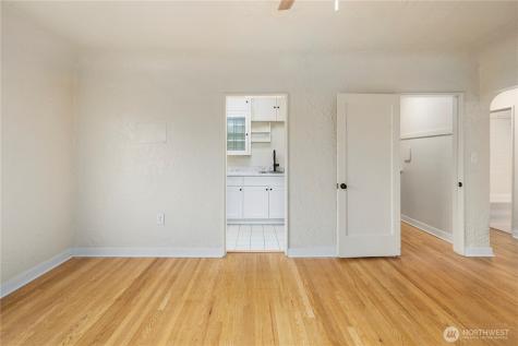 4515 Burke Avenue N Seattle WA 98103
