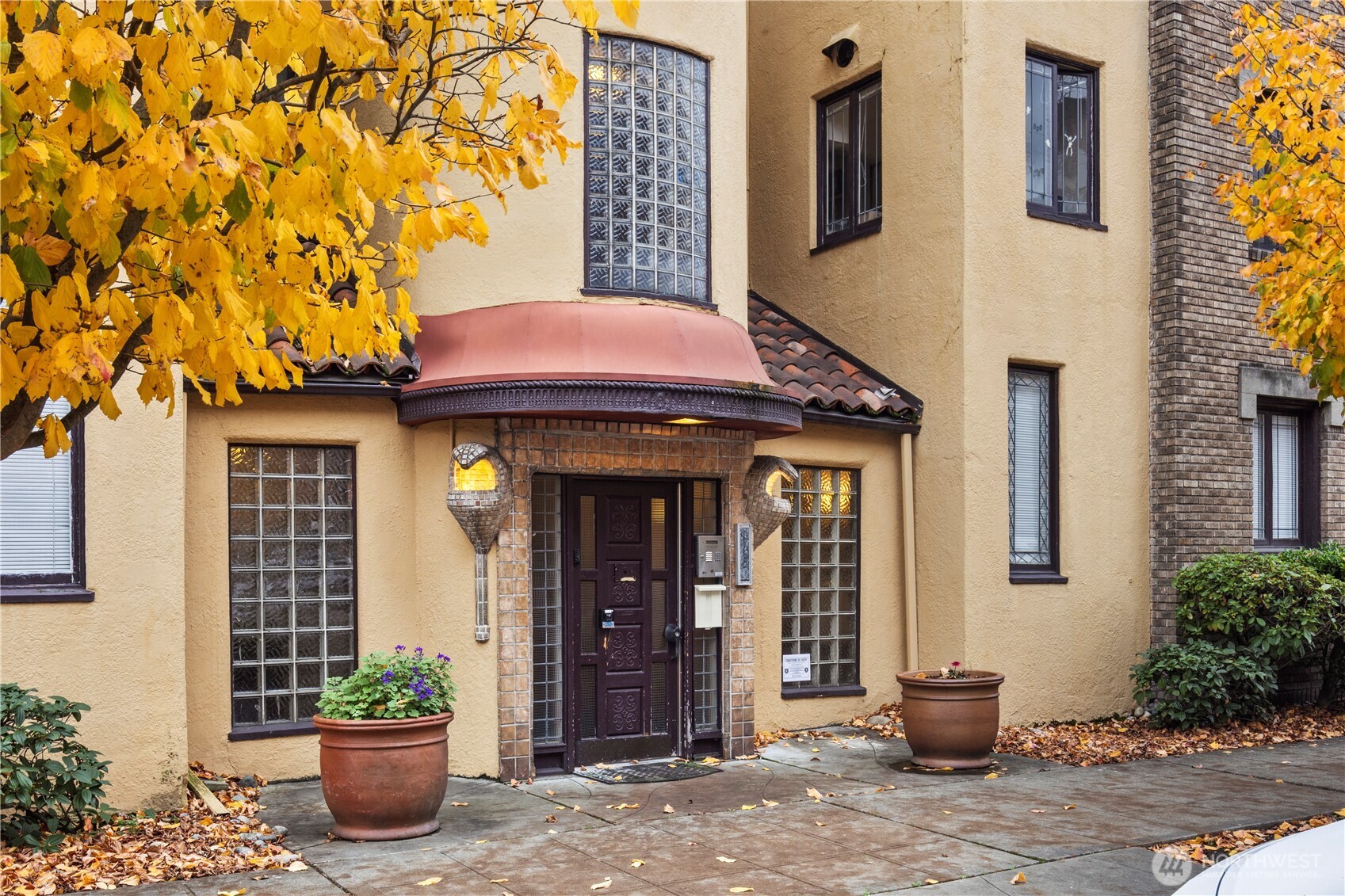 4515 Burke Avenue N Seattle WA 98103