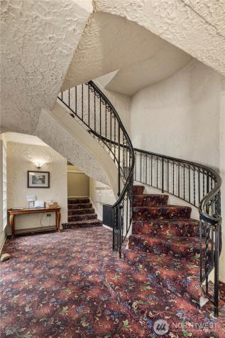 4515 Burke Avenue N Seattle WA 98103