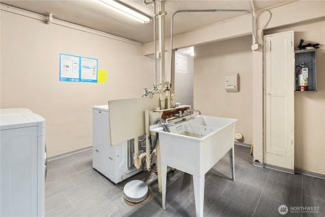 4515 Burke Avenue N Seattle WA 98103